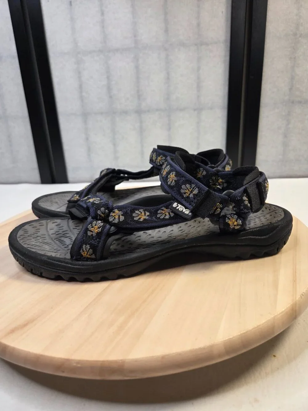 Teva Pretty Rugged Black Floral Nylon Sandals Women US 9
